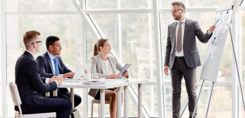 Bereiten Sie Ihr HR-Team mit Schulungen oder Webinaren vor