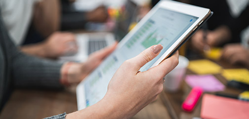 Die digitalisierten Rechnungen können standortunabhängig, digital abgerufen werden Die digitalisierten Rechnungen können standortunabhängig, digital abgerufen werden